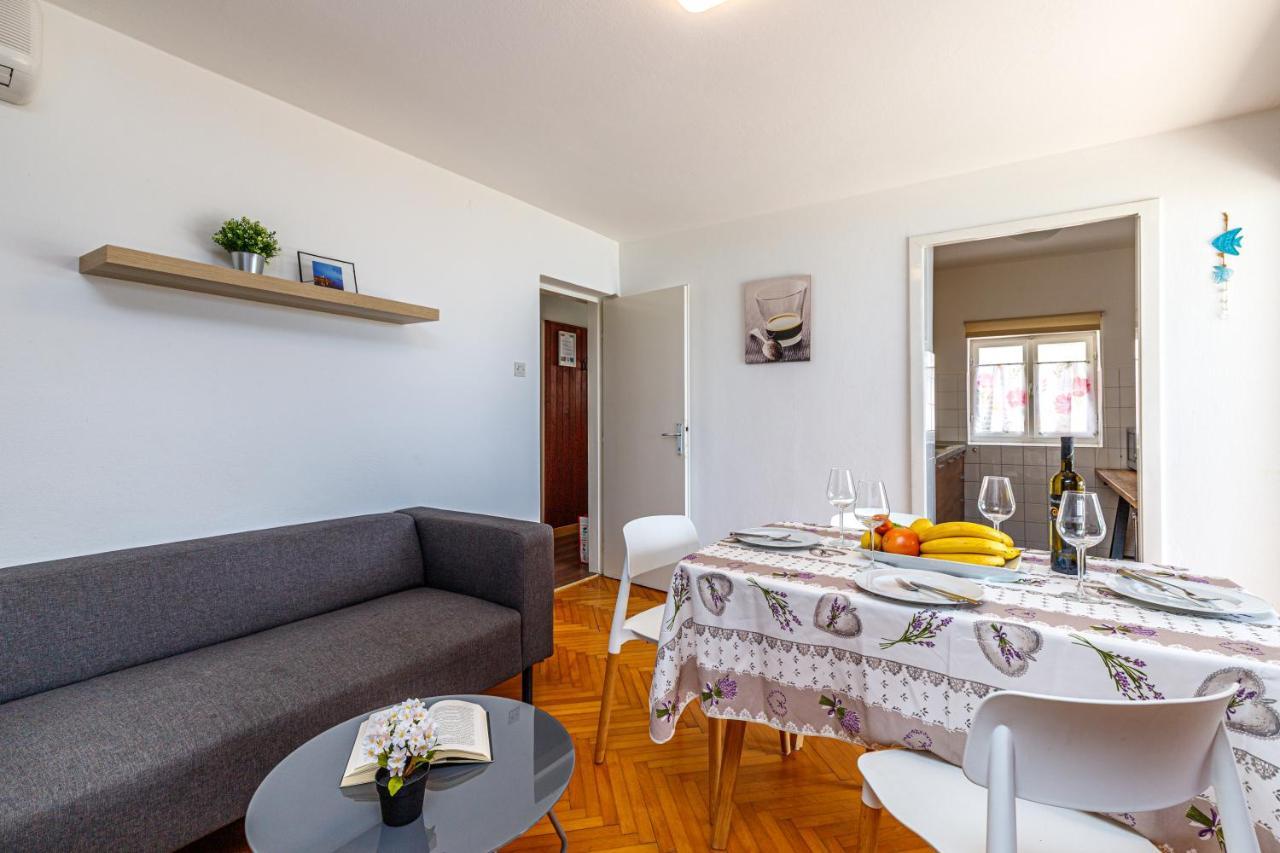 Al Mare Apartments Rovinj Eksteriør billede